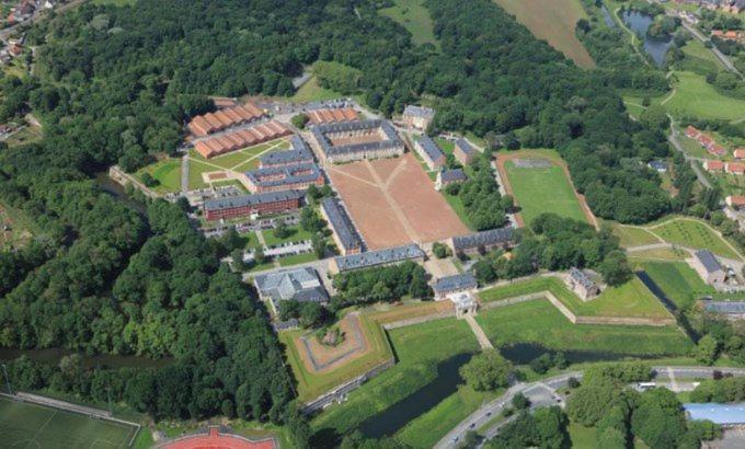 "Au Pied Du Beffroi" - Superbe Emplacement Arras Luaran gambar