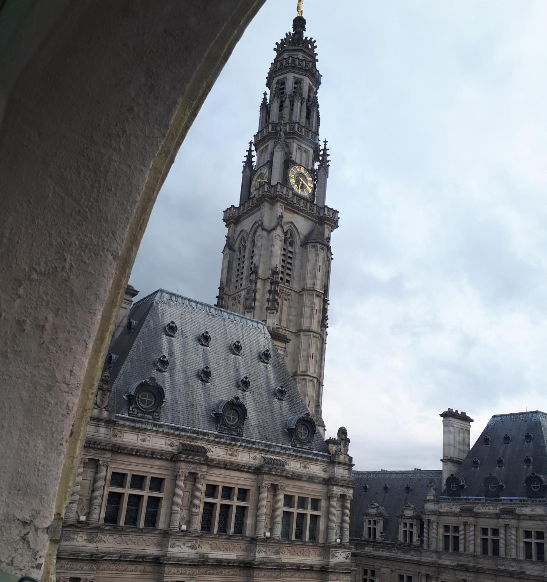 "Au Pied Du Beffroi" - Superbe Emplacement Arras Luaran gambar